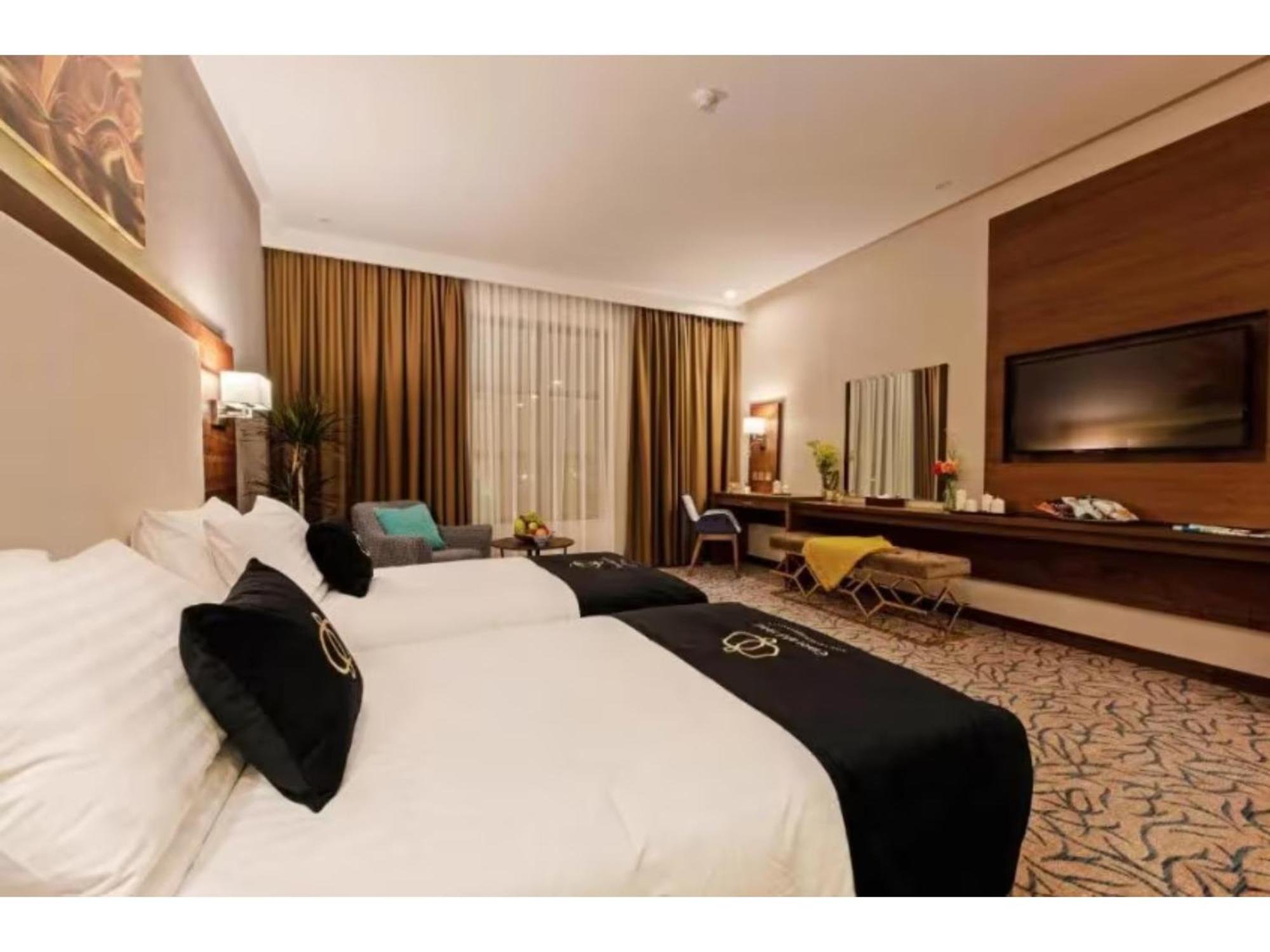 Sunday Emerald Hotel Jeddah Eksteriør billede