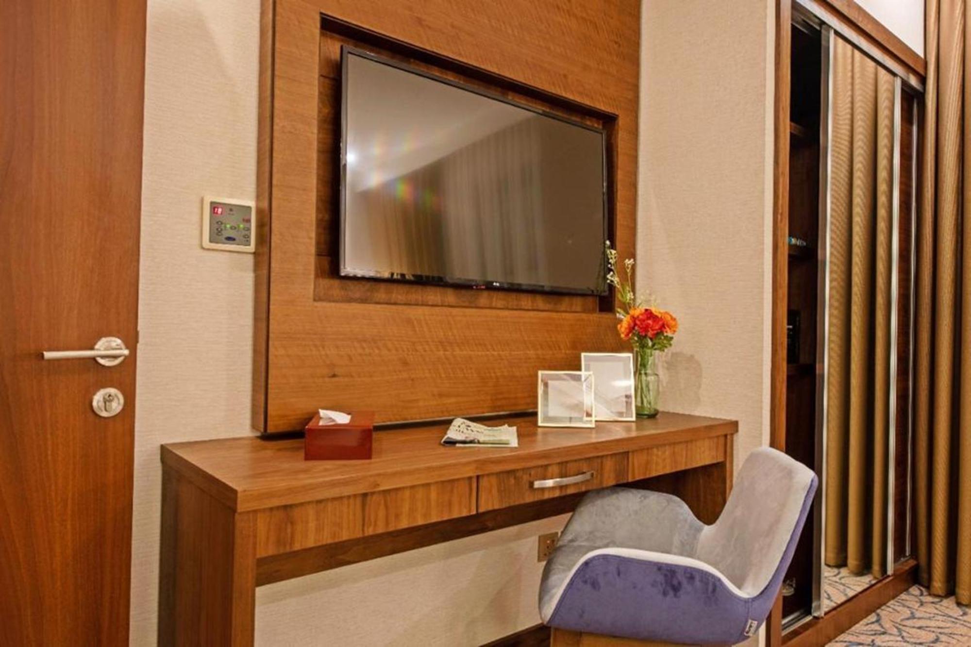 Sunday Emerald Hotel Jeddah Eksteriør billede